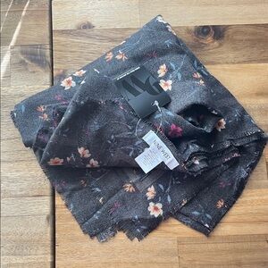 New Nine West Dark Floral Patterned Scarf